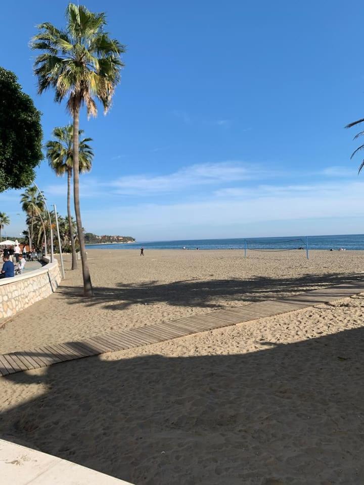 Beachfront Estepona Center Exterior photo