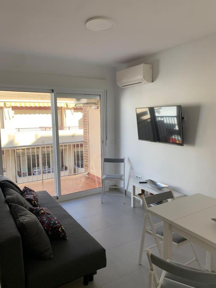 Beachfront Estepona Center Exterior photo